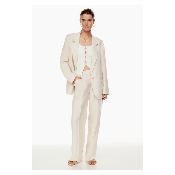 Aritzia Pants - 🏷️ SOLD • WILFRED • The Effortless Pant™ Linen in Natural Ecru • 10
